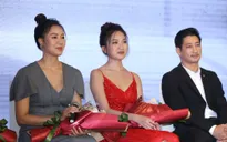 Hồng Diễm đẹp yêu kiều sánh vai cùng "con gái" Lương Thanh quyến rũ