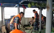 Thời tiết xấu cản trở việc tìm kiếm thuyền viên mất tích
