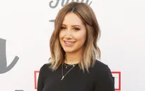 Cựu ngôi sao Disney Ashley Tisdale: Tôi chưa sẵn sàng làm mẹ