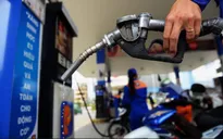 Kỳ vọng giá xăng giảm nhẹ trong ngày mai