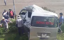Tàu hỏa đâm văng ô tô 16 chỗ: Do lái xe ô tô không chú ý quan sát