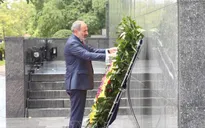 Thủ tướng Armenia viếng Lăng Chủ tịch Hồ Chí Minh