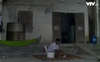 Cuộc sống "tối đi, ngày về" của người dân vùng sạt lở đồi ông Mai