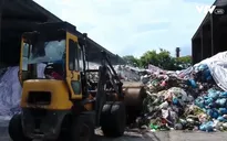 Hà Nội ráo riết xử lý 13.000 tấn rác thải tồn đọng