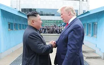 Tổng thống Donald Trump nhận thư từ Chủ tịch Triều Tiên Kim Jong-un