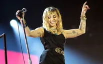 Vừa công bố chia tay, Miley Cyrus lao vào làm nhạc