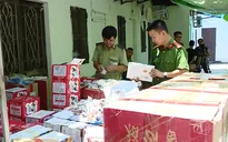 Bắt giữ lô hàng bánh trung thu nhập lậu
