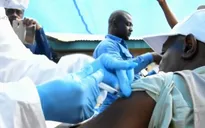 Sẽ sớm có cách phòng và điều trị Ebola
