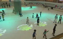 Sân trượt băng trong nhà lớn nhất Việt Nam