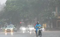 Vùng núi Bắc Bộ chiều và đêm nay có mưa giông, đề phòng lốc, sét, mưa đá, gió giật mạnh