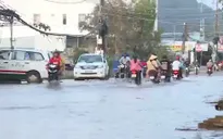 Nhiều tuyến đường tại Phú Quốc hư hỏng sau ngập
