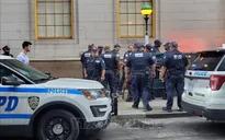 Sơ tán ga tàu điện ngầm ở New York (Mỹ) do gói đồ khả nghi