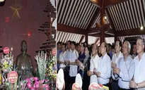 Thủ tướng, Chủ tịch Quốc hội dâng hương tưởng nhớ Chủ tịch Hồ Chí Minh