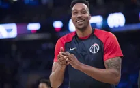 Los Angeles Lakers gấp rút tìm kiếm trung phong mới