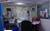 Liệu pháp "ôm ấp" giúp cứu sống trẻ sinh non