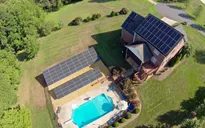 Tesla mở dịch vụ cho thuê pin năng lượng mặt trời