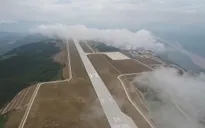 Trung Quốc mở cửa sân bay “nằm trên biển mây”