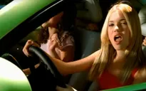 Mandy Moore kỷ niệm hit cũ của 20 năm trước