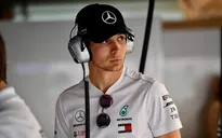 Đua xe F1: Renault dự định ký hợp đồng với Esteban Ocon