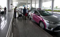Khuyến cáo hành khách về taxi dù tại sân bay Nội Bài