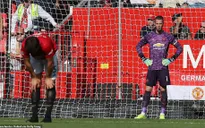 Manchester United 1-2 Crystal Palace: Rashford đá trượt penalty, Man Utd thua sốc trên sân nhà