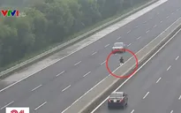 Xử phạt xe máy đi ngược chiều 10km trên cao tốc Hà Nội - Hải phòng