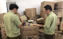 Phú Yên: Thu giữ nhiều bánh kẹo và đồ chơi trẻ em không có hóa đơn, chứng từ hợp pháp