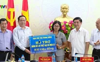 Trao kinh phí xây dựng nhà Đại đoàn kết cho người dân vùng tâm lũ tỉnh Đắk Lắk