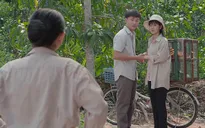 Bán chồng - Tập 11: Vợ chồng Vui đang mặn nồng bỗng bị Như phá đám