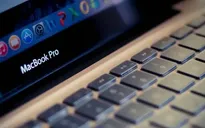 Sau Việt Nam, Singapore Airlines cũng "cấm cửa" MacBook Pro 15 inch