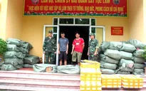 Bắt vụ vận chuyển gần hai tấn thực phẩm nhập lậu