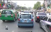 Đà Nẵng yêu cầu tạm dừng hoạt động xe taxi, grab