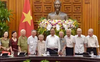 Nguyện phấn đấu theo gương Bác Hồ