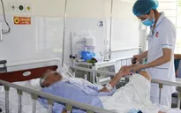 Người bị liệt, người giảm thính lực do mắc liên cầu lợn