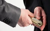 Bắt tạm giam Phó Viện trưởng Viện KSND huyện Tân Châu