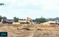 Báo động nạn khai thác cát tràn lan trên sông Ba
