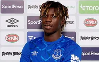 Everton công bố tân binh Moise Kean