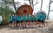 VTV Cup 2019: Đội Australia hoàn thành thử thách vẽ tranh tại làng bích họa Tam Thanh