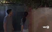 Về nhà đi con: Quốc (Tuấn Tú) "sập cầu" tán Huệ (Thu Quỳnh) chỉ vì hành động này của con trai