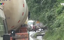 Kẹt xe ở đèo Bảo Lộc
