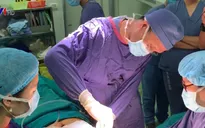 Một phụ nữ ở Lạng Sơn bị biến chứng nặng sau khi nâng ngực