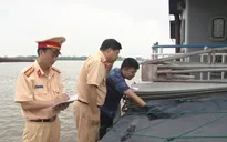 Ra quân đảm bảo an toàn giao thông đường thủy mùa mưa lũ