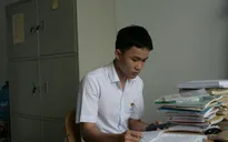 Cậu thủ khoa trường chuyên phố núi với 2 điểm 10 môn Toán