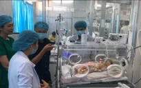 Đoàn bác sĩ vượt 150km cứu sống bé sơ sinh