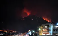 Cháy rừng gần thủ đô Athens, Hy Lạp