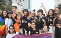 TP.HCM: Hàng nghìn bạn trẻ LGBT tham gia diễu hành