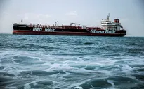 Iran tiếp tục bắt tàu chở dầu