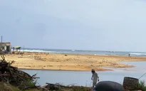 Hàng loạt cửa biển bị bồi lấp