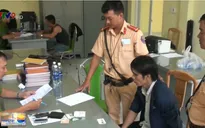 Cảnh sát giao thông truy đuổi 20km bắt đối tượng trộm cắp xe máy