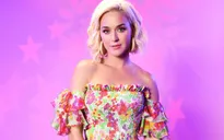 Katy Perry: "Tôi trưởng thành hơn nhờ con trai của hôn phu"